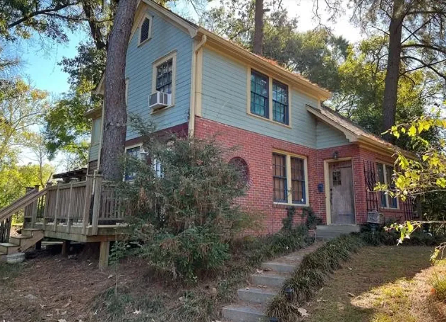 Yearly Lease?Lease To Own? Work For Equity? You Let Us Know!! — Photo 1