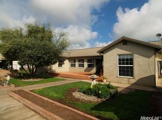 18046 S Hazelhurst Rd, Escalon, CA 95320