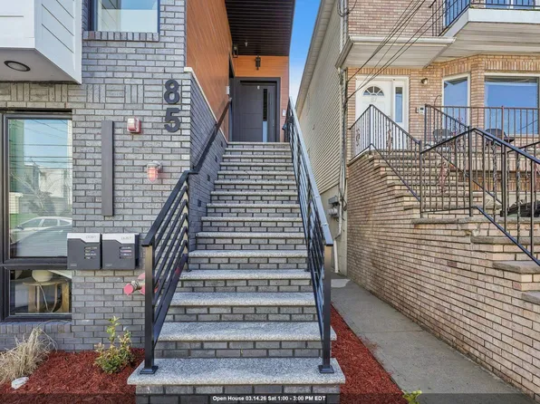 85 Bleecker St #A, Jersey City, NJ 07307