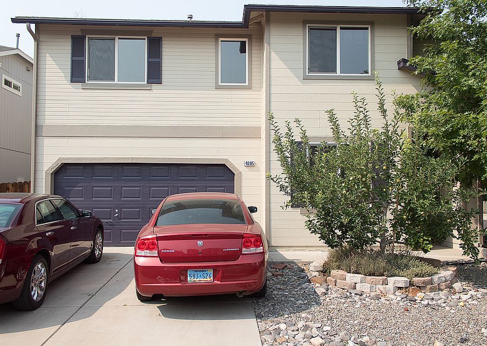 Front of house with Garage