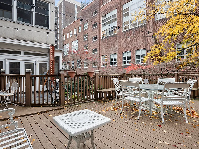 302 E 30th St #1/2 — Photo 14