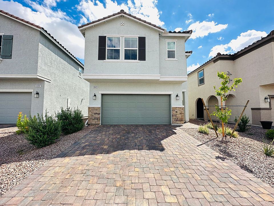 1st image of 3442 Iris Ave