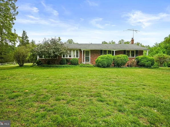 6201 Croom Station Rd, Upper Marlboro, MD 20772