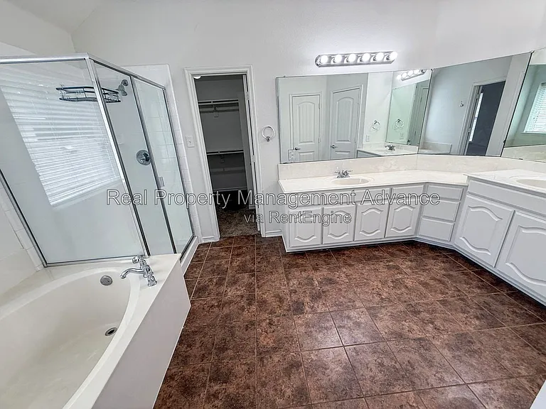 3604 Vista Verde Trl — Photo 18