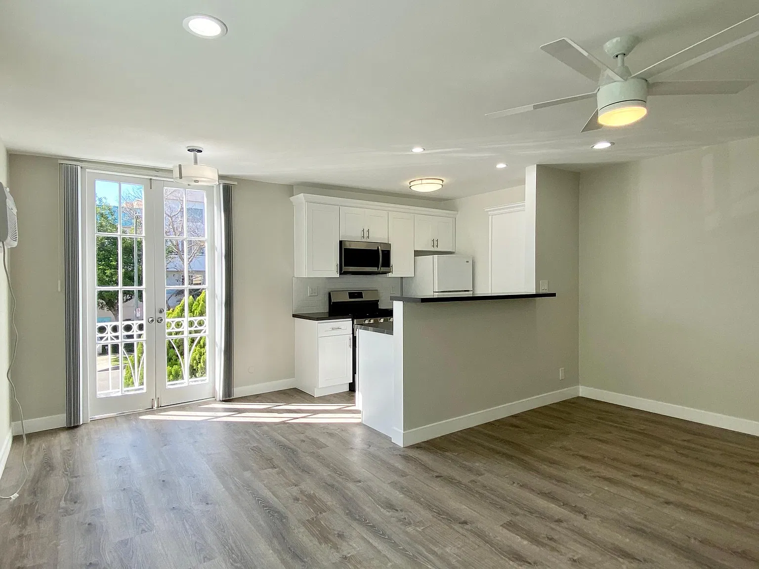 1 bed, 700 sqft, $2,295 — Photo 2