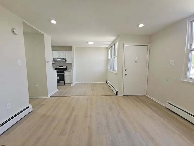 2201 Murray Ave — Photo 8