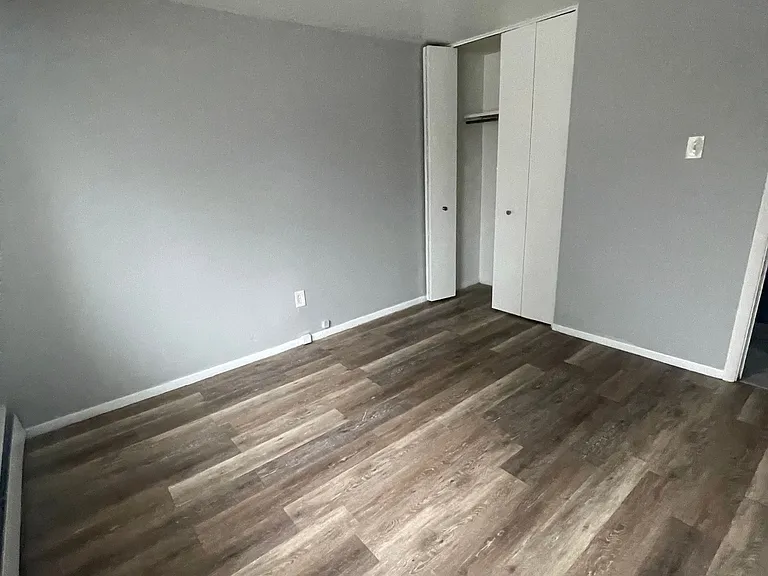 Concord House Apartments — Photo 18