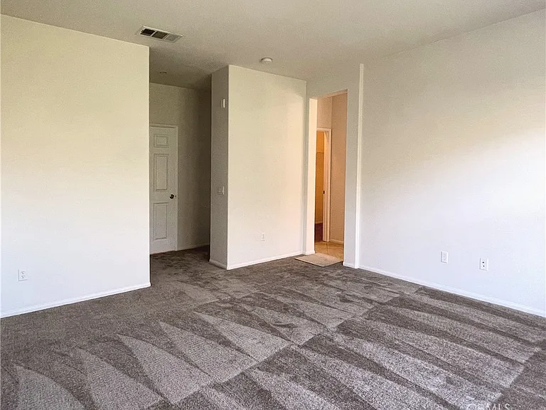 1488 Springfield Way — Photo 15