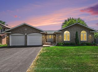 1401 Holy Cross Blvd, Cornwall, ON K6H6Z5