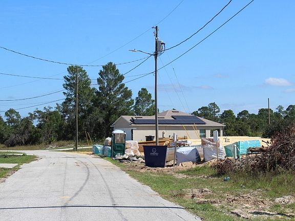4th image of 112 Tulip Ln
