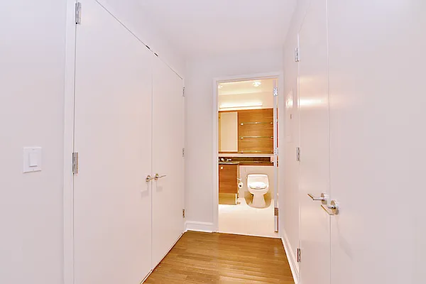 Rented by Vandenberg | media 31