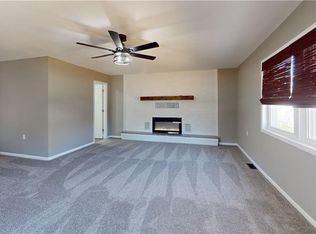 626 W Allison St, Nevada, MO 64772