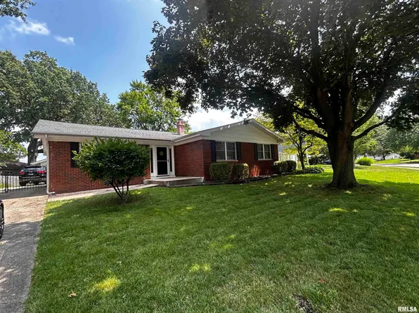 3152 Elmhurst Dr, Springfield, IL 62704