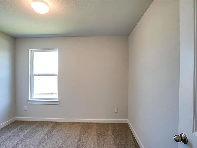 603 Pheasant Hill Ln — Photo 20
