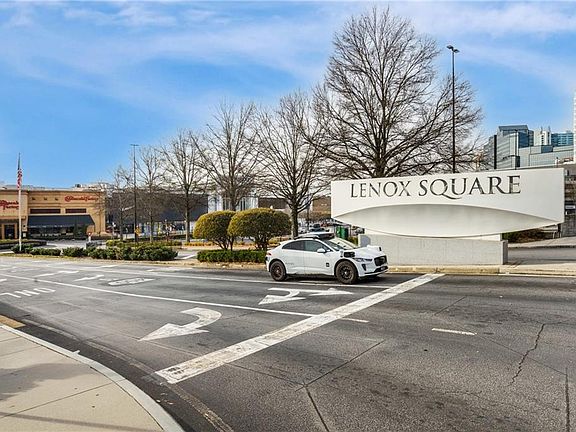 2nd image of 3071 Lenox Rd NE APT 12