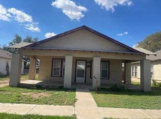 625 S 10th St, Slaton, TX 79364