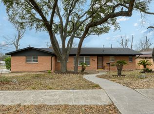 502 Royal Ct, San Antonio, TX 78228