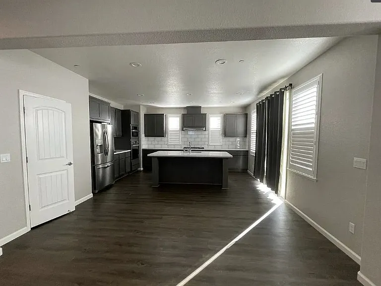 2744 Chardonnay Ln — Photo 3