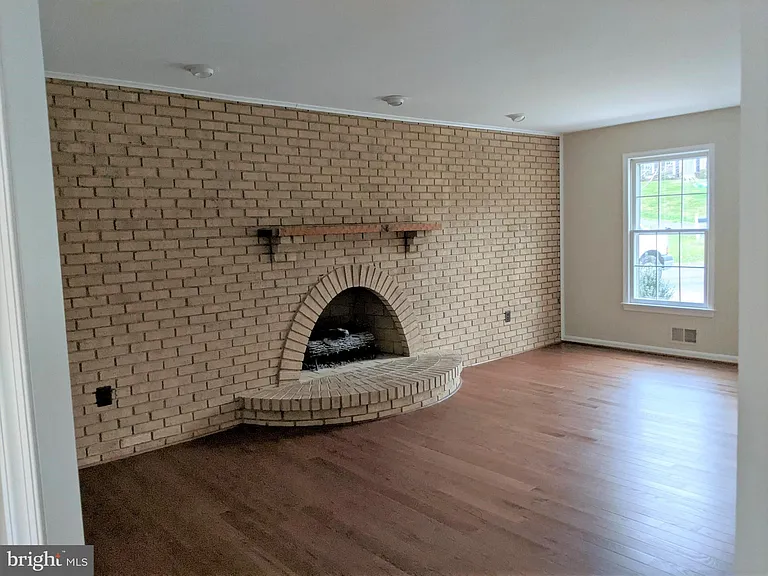 4850 Slatestone Ct — Photo 5