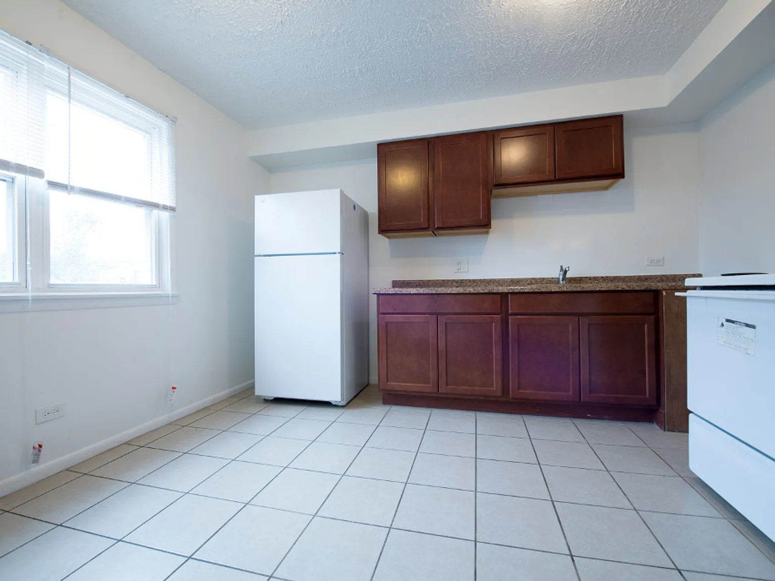 6022 S Indiana Ave — Photo 4