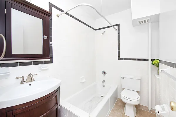 Rented by Compass | media 13