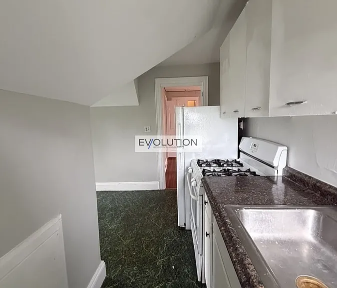130 Bradley Ave #405 — Photo 2