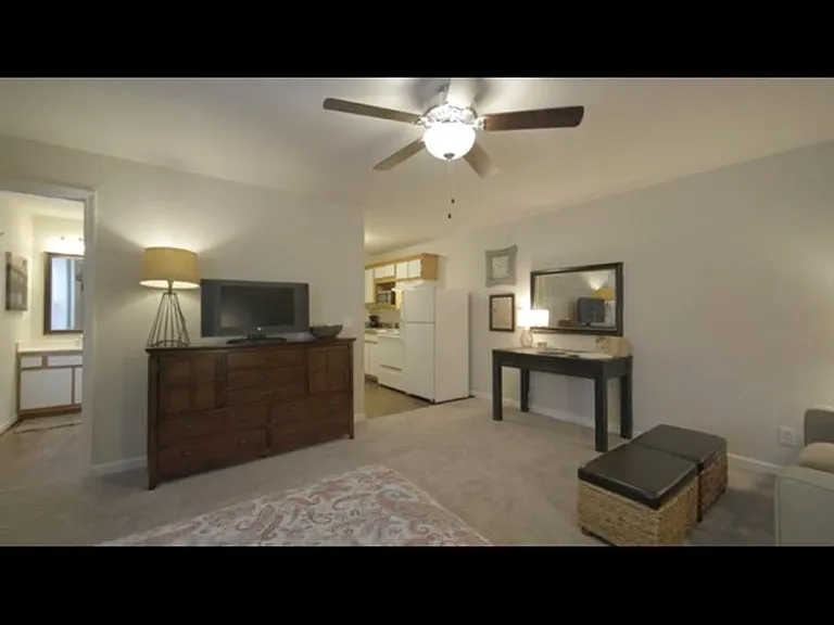 1302 Byrne Ave #4 — Photo 11