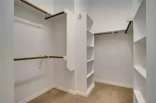 1412 Rose Bud Ct — Photo 3