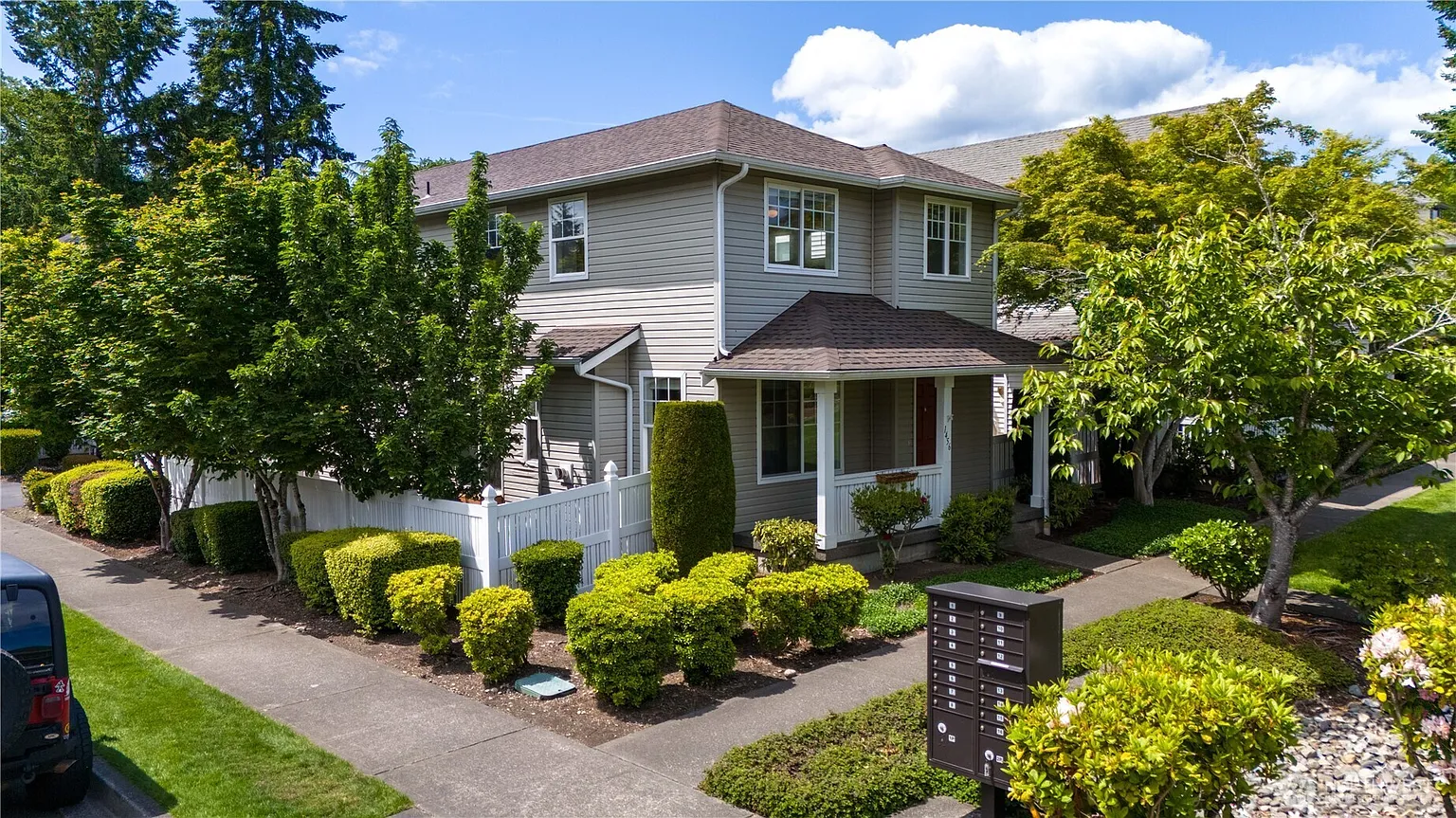 1456 Rooklidge Street photo 1