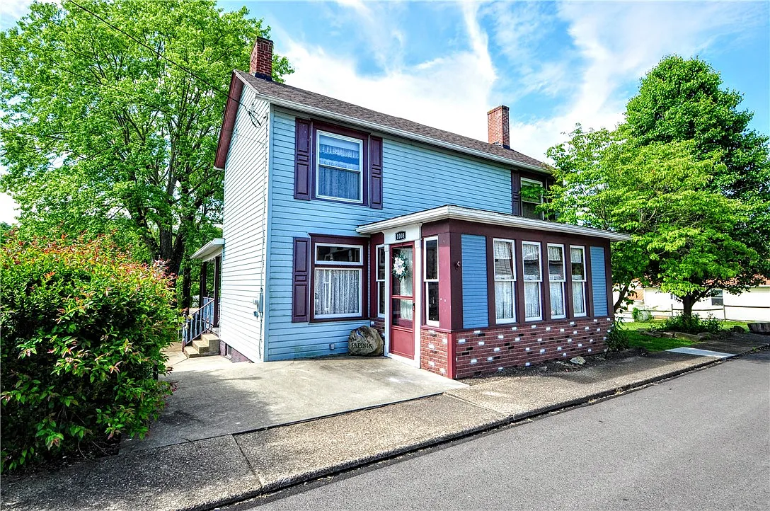 1008 Arthur Ave photo 1