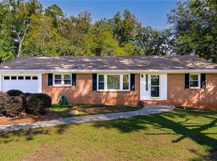 4185 Sunnydell Dr, Winston Salem, NC 27106