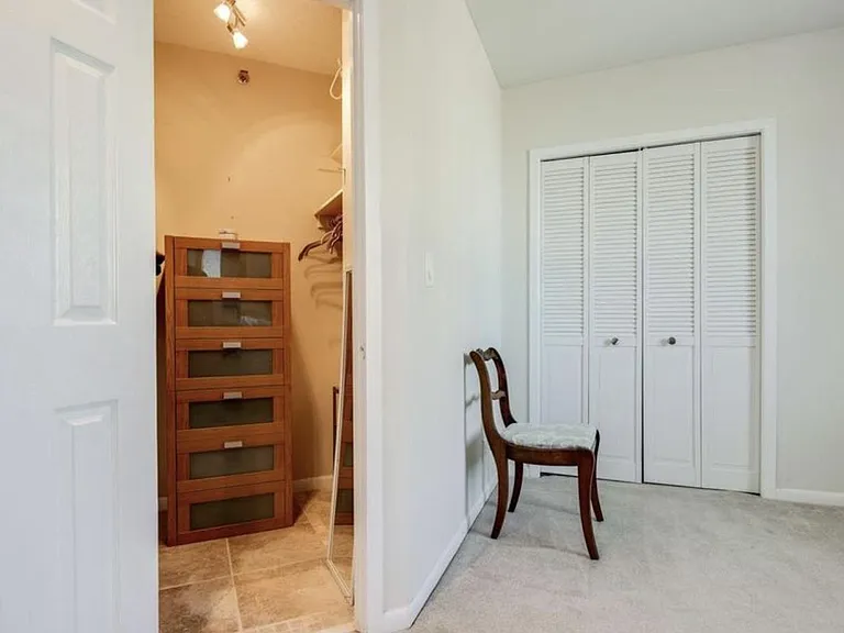 5505 Seminary Rd #914N — Photo 24