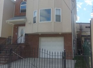 386 New St, Newark, NJ 07103