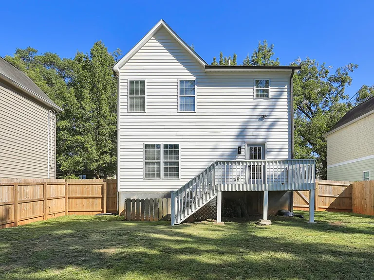 1579 Liberty Ave SE — Photo 25