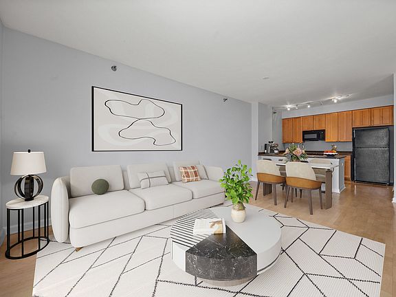 5th image of 421 W Huron St APT 1207
