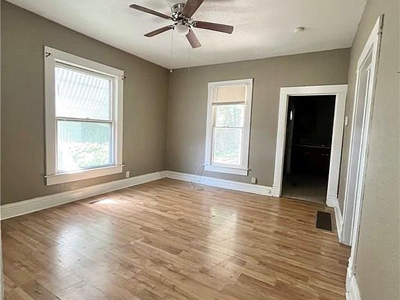 5th image of 2810 S 20th St