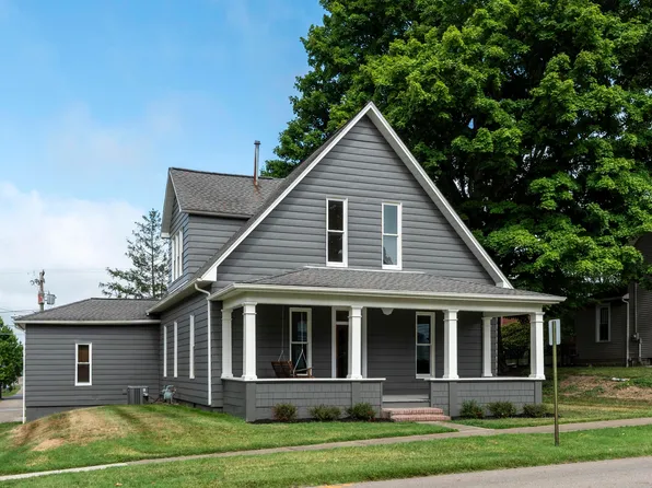 23 S Church St, Thornville, OH 43076