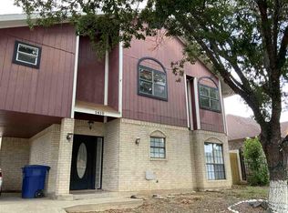 1410 Rosewood Dr, Laredo, TX 78041