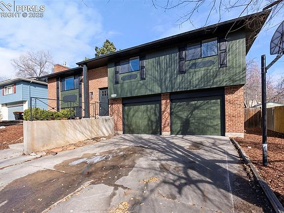 2nd image of 1709 Russell Cir