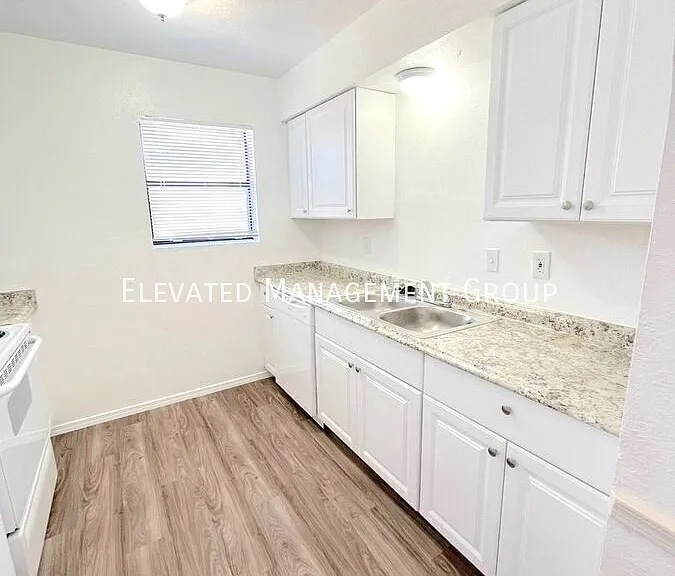 500 Tennessee St SE — Photo 4