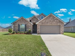 165 Cullom Dr, Bossier City, LA 71112