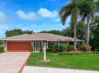 8561 Winnipesaukee Way, Lake Worth, FL 33467