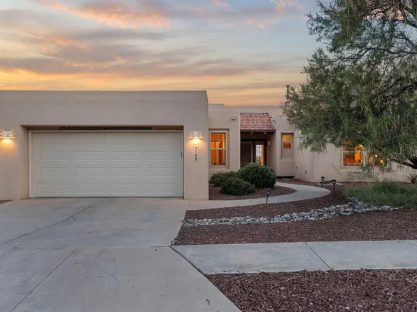 5108 Marcadas Rd NW, Albuquerque, NM 87114