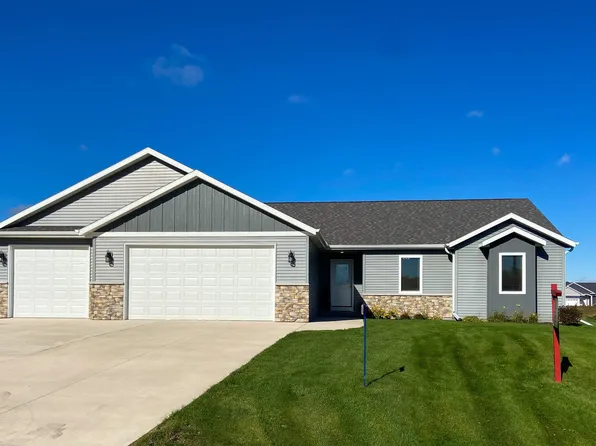 N6022 Meadowview Ln, Fond Du Lac, WI 54937