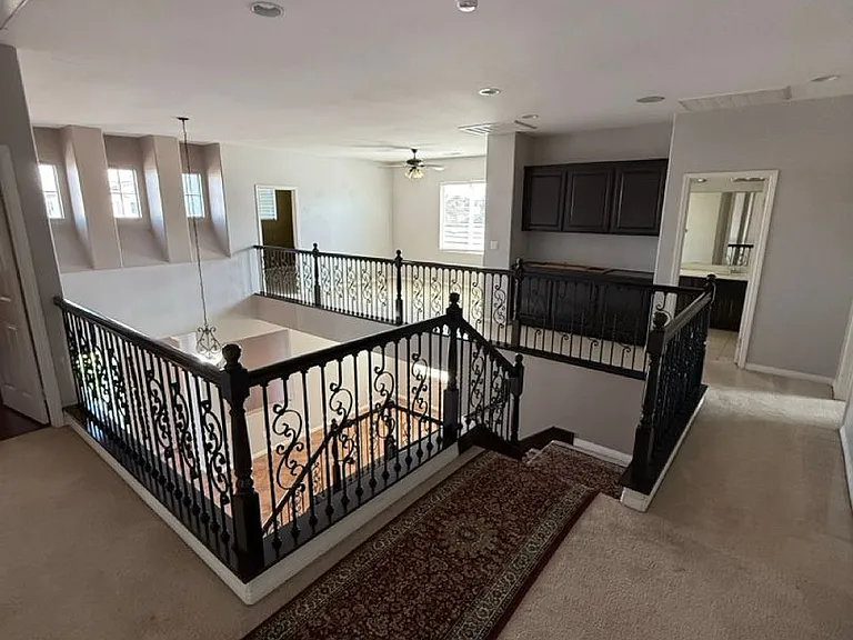 10317 Titanium St — Photo 30