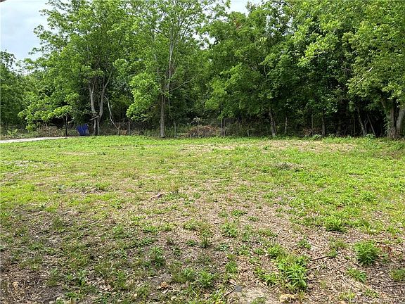 3rd image of 3710 Nelson Rd