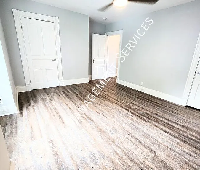 5726 Butler St #REAR — Photo 10