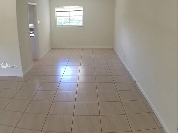 5th image of 5126 Orduna Dr #5126