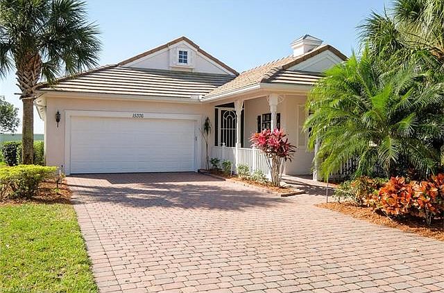 1st image of 15376 Yellow Wood Dr