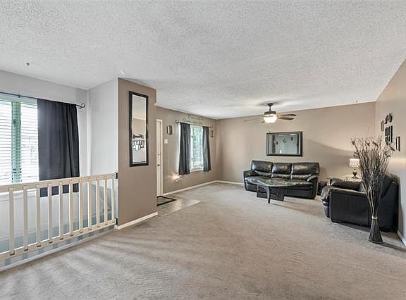 5th image of 15621 93rd Ave